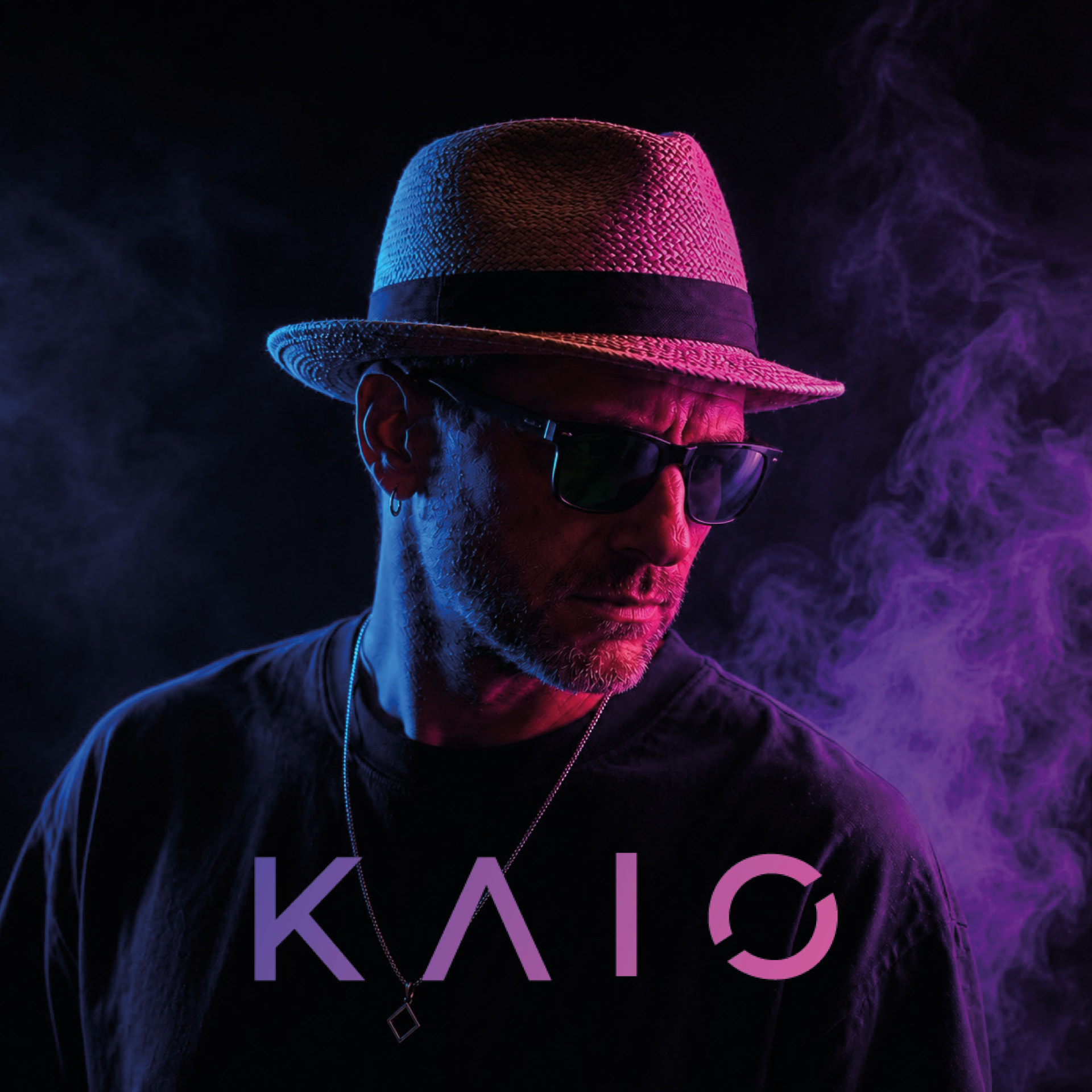 Portrait of KAIØ in neon light